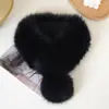 Cachecol de Pelúcia Magnético Curto Estilo Coreano Aquecedor de Pescoço de Pele Sintética de Raposa para Mulheres Cachecol Espesso Quente com Pom-pom Versátil Temperamento