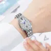 Novo em estoque Relógio de Pulso Feminino de Luxo com Design de Cobra e Cravejado de Diamantes, À Prova d'Água, Relógio para Vendas ao Vivo no TikTok Kuaishou, Relógio Feminino