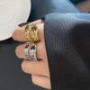 Anillo ancho irregular retro de moda para mujer, accesorios populares de blogger de Internet, anillo hueco simple para dedo índice con temperamento.