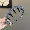 Faixa de Cabelo Azul Cristal de Alta Qualidade para Indústria Pesada com Dentes Antiderrapante Topo de Crânio Presilha de Cabelo Fashionable Temperamento Faixa de Cabelo de Alta Classe Acessórios de Cabelo
