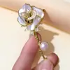 Broche de Flor de Rosa con un Diseño Inspirado en Nácar Natural y Concha de Abulón, Broche de Lujo de Alta Gama con un Temperamento Elegante
