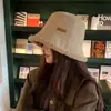 Chapéu de pescador de lã de cordeiro dupla face feminino outono e inverno all-match face pequeno chapéu de bacia engrossado quente à prova de vento frio balde chapéu