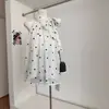 Colete Feminino Estilo Coreano Doce com Bolinhas e Laço, Decote Halter sem Mangas, Top Camisa Elegante de Verão Amplo Emagrecedor