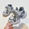 Sapatos de menino, dad shoes, nova coleção outono/inverno 2026, tênis retrô para crianças, sapatos de sola macia para meninos