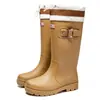 Moda Transfronteriza Botas de Lluvia Rojo Brillante para Mujer Navidad Año Nuevo Botas de Lluvia de Caña Alta Impermeables Antideslizantes Resistentes al Desgaste Botas de Agua Zapatos de Goma para Adulto