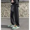 Calças Casuais Masculinas de Corte Reto Estilo Retrô Americano High Street Calças de Cintura com Cordão de Perna Larga Jeans Azul Claro Leve para Primavera e Outono