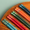 Palillos de uñas de 10 colores con patrón personalizable al por mayor de fábrica, palillos para una persona, un grupo comunitario, compra en línea, palillos de aleación en vivo populares
