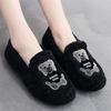 Zapatos Peludos para Mujer Otoño/Invierno 2026 Nuevo Estilo Mocasines de Oso Versátiles Zapatos Planos de Felpa de Algodón Pantuflas de Algodón para Estudiantes Antideslizantes