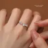 Anillo de Lluvia de Meteoros Coreano para Mujer Plata de Ley S999 Lujo Accesible Versátil Anillo de Zirconia Estrella Anillo Ajustable de Plata Pura para Dedo Índice
