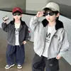 Chaqueta de primavera y otoño para niño 2026 nueva chaqueta con capucha casual y elegante para niños, top de otoño moderno para bebés