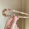 Simples 2026 novo modelo grampo de cabelo em forma de U, grampo de flor de ameixa cool e retrô, grampo de cabelo elegante estilo antigo lua crescente