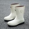 Paquete Moda Zapatos de Lluvia para Hombre Medianos de Suela Gruesa Cómodos Zapatos para Agua Antideslizantes Zapatos de Goma de Cocina para Exterior Combinan con Todo Pesca Zapatos Impermeables