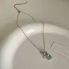 Colar pingente quadrado de zircônia de luxo leve para mulheres, corrente clavicular de luxo leve de alta qualidade, design moderno e simples, acessório versátil