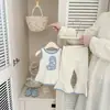 Lindo Atuendo de Verano para Bebés Niñas: Conjunto de Camiseta Dulce Delgada Estilo Coreano con Chaleco Alado y Pantalones Acampanados