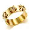 Conjunto de Anéis Cruzados Europeu e Americano, Anel de Moda Personalizado com Zircônia Incrustada, Anel de Titânio com Diamante Verde, Joias Femininas Formato de Estrela Atacado