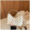 Bolsas pequenas populares de verão para mulheres 2026 nova moda versátil bolsa transversal requintada super quente pequena bolsa de mão de bolinhas