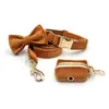 Conjunto Especial de Coleira e Guia de Veludo Cisne para Cachorro Suporte para Saquinhos de Cocô para Cães Pequenos e Médios