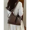 Bolsa tote grande com padrão de lichia retrô para mulheres, novo estilo 2026, mochila multifuncional de couro macio, bolsa para o dia a dia outono/inverno e bolsa de ombro tote