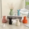 Estilo Crema de Ins Cerámica de Escritorio Jarrón Pequeño Renovación de Habitación Objetos Pequeños Cálidos Adornos de Flores Artificiales Decoración de Oficina