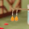 Joias Yuebao Prata Esterlina S925 Ágata Vermelha Água Âmbar Lótus Gota d'Água Gancho de Orelha Estilo Chinês Mostra Temperamento Brincos de Prata Femininos