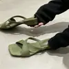 Nuevas Sandalias de Ante de Verano con Tiras Cruzadas, Punta Cuadrada y Tacón Bajo para Mujer, Estilo Bosque Vintage, Versátiles