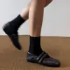 Versión de piel de oveja~zapatos planos retro de velcro para mujer 2026 nuevos zapatos Mary Jane versátiles y cómodos zapatos pequeños de cuero