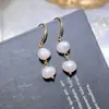 Brincos de Franja com Pérolas de Água Doce Estilo Corte Vintage Brincos Elegantes Personalizados Versáteis Gancho Longo Banhado a Ouro Real para Mulheres