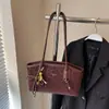 Bolsas Retro de Alta Calidad Transfronterizas para Mujer 2025 Nueva Moda Bolso Tote Estampado de Leopardo Bolso Versátil para el Trabajo de Hombro o Axila