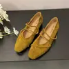 Zapatos de mujer retro de corte bajo, nuevo estilo otoño 2026, mocasines con plataforma interior, zapatos de punta para combinar con faldas, zapatos de mujer