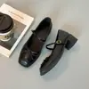 Zapatos de cuero poco profundos estilo Mary Jane con lazo exquisito estilo francés Taoxi, zapatos de tacón grueso de punta cuadrada para mujer que no cansan los pies