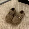 Sapatos de Algodão Slip-on Estilo Coreano 2026 para Uso Externo, Aumentadores de Altura, Quentes, Uso Dupla Face, Inverno com Pelúcia, Fivela, Sapatos Peludos para Mulheres