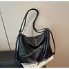 Nova Bolsa Casual para o Dia a Dia 2025 Feminina Retrô Grande Capacidade Bolsa de Ombro Outono e Inverno Textura de Alta Qualidade Bolsa Tote Multiuso