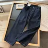 Jeans casual de estilo denim, corte reto afunilado, caimento regular solto 13379
