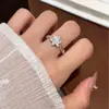 Anel de Floco de Neve em Formato de Coração para Mulheres, Anel de Diamante de 2 Quilates com Seis Garras, Design em Moissanita Banhado a Ouro Branco, Joia de Prata Esterlina