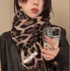 Colección de Bufandas de Mohair de Color Sólido de Otoño e Invierno, Bufandas Atmosféricas Estilo Coreano, Bufandas Chal Ampliadas y Engrosadas al por Mayor