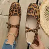 Sapatos Baixos para Mulheres 2026 Primavera e Outono Novo Estilo Marrom Estampa de Leopardo Laço Bico Redondo Baixo Sapatos Baixos Profissionais para Mulheres