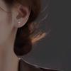 Pendientes de plata de ley s925 con letras para mujer, originales, de alta gama, con temperamento, con agujeros para las orejas, ligeros y lujosos, para parejas.