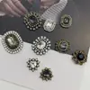 Accesorios de aleación de diamante barroco serie negro oscuro industria pesada retro pasador accesorios para el cabello zapatos con agujero flor material DIY