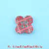Nueva Serie de Trébol de Cuatro Hojas Botón Accesorios de Resina Material de Pegamento Cremoso DIY Pulsera Superior Decoración de Sombrero Pantalones