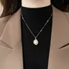 Colar de Suéter com Pérolas Barrocas Irregulares Feminino 2025 Novo Nicho Luxo Leve Outono e Inverno Acessórios Longos de Alta Qualidade