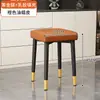 Silla de Comedor de Lujo Nórdico Ligero, Taburete para Uso Doméstico con Respaldo, Silla Simple para Tocador, Silla de Comedor de Hierro de Lujo Ligero para Restaurante Hotel