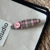 Novo Prendedor de Cabelo Geométrico com Botão de Laço Xadrez Azul e Rosa, Estilo Doce e Sofisticado para Meninas, Não Danifica o Cabelo, Acessório para Franja Lateral