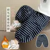 Pantalones Rayados para Niña Otoño/Invierno 2026 Nuevo Estilo Ropa de Otoño para Niños Pantalones de Chándal Anchos Elegantes Más Terciopelo Linterna de Moda para Bebé