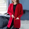 Suéter de Primavera e Outono Novo Estilo Cardigã Tricotado para Mulheres, Versátil de Manga Longa Solto Simples Peça Externa Estilo Coreano Gola V Meio-Comprimento Casaco