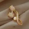 Broche Antiexposição Laço de Fita High-End Luxo Versátil Alfinete Simples Acessório Antiexposição para Terno