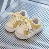 Zapatos de Moda para Niños y Niñas, Zapatos de Otoño para Bebés de 1 a 3 Años, Nuevos Zapatos Funcionales Antideslizantes de Suela Blanda 2025