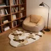 Alfombra flocado de patrón de onda irregular para uso doméstico, adecuada para dormitorios, vestidores, salas de estar y como alfombrilla para sofá o mirador.; es absorbente y engrosado para mayor comodidad