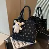 Bolsa de almuerzo de pana de gran capacidad para mujer, nuevo diseño moderno y elegante 2026, bolsa tipo tote portátil, bolsa para lonchera de estudiante