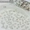 Mini strass de zircônia em formato de coração para nail art, mini strass coloridos brilhantes de fundo plano com formatos de borboleta e coração
