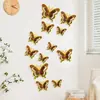 Adesivo de Parede Borboleta Dourada Folheada 3D Estéreo Borboleta de Quatro Camadas Casamento Feriado Borboleta Artificial Adesivo Decorativo Estilo Abertura de Janela